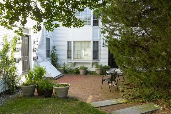 Rockport, MA 01966,15 High St #B