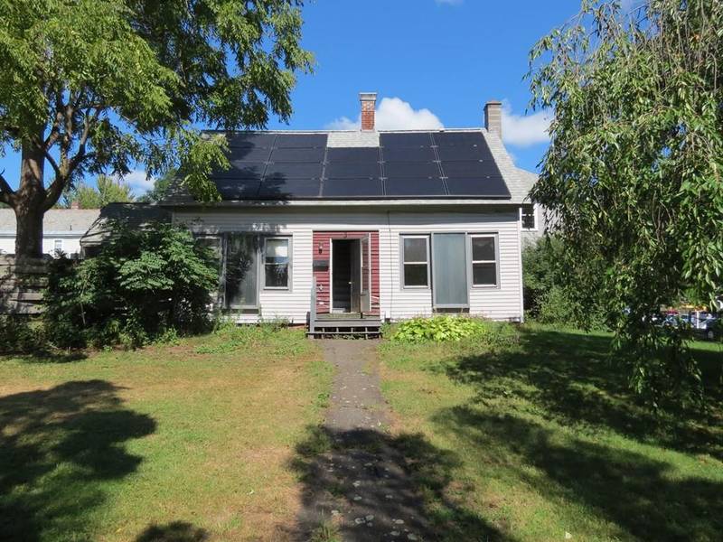 3 Devens Street, Greenfield, MA 01301