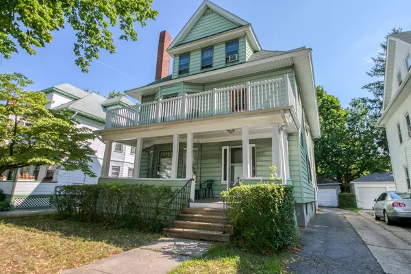 363 White St, Springfield, MA 01108