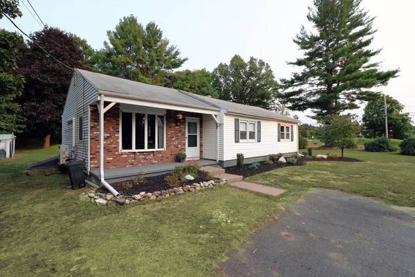 Granby, MA 01033,4 Ken Ln