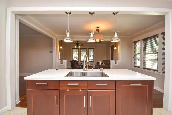 Springfield, MA 01104,92 Corona Street