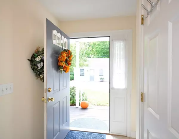 Boxborough, MA 01719,98 Summer Rd #98