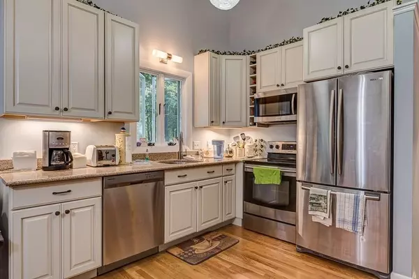 Blackstone, MA 01504,97 Summer St