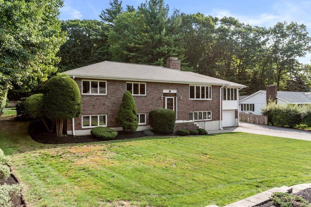 Saugus, MA 01906,7 Lindsay Terrace