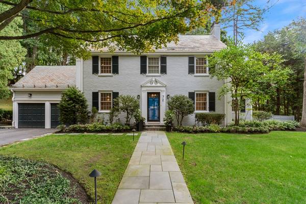 72 Emerson Road, Wellesley, MA 02481