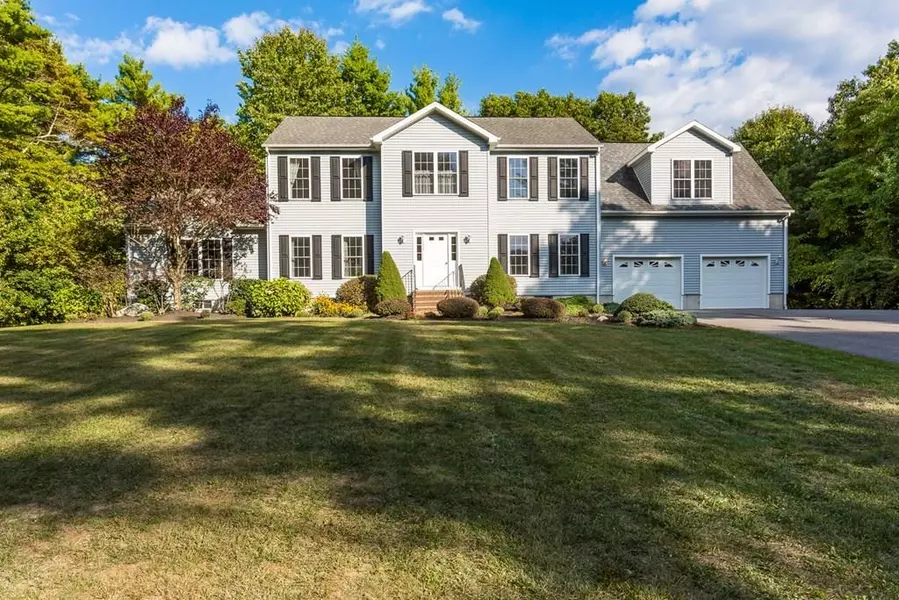 459 Prospect Hill St, Raynham, MA 02767