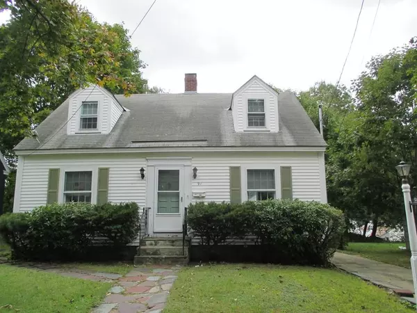 91 Leamy St, Gardner, MA 01440