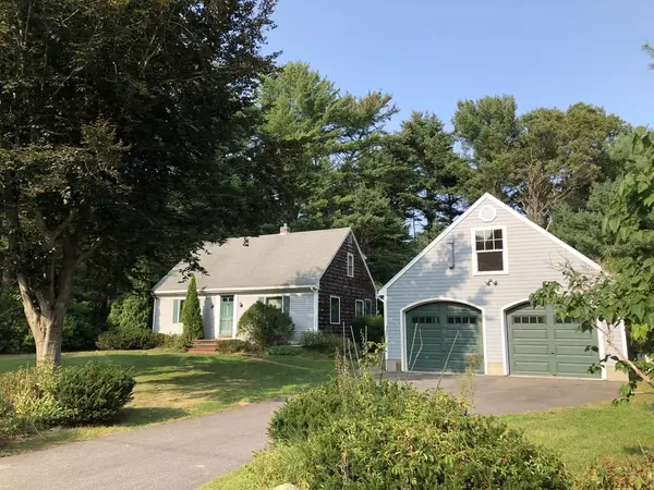 6 Anaconda Dr, Lakeville, MA 02347