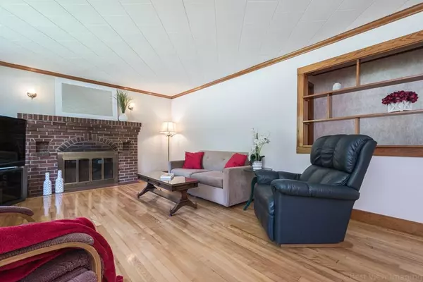 Grafton, MA 01519,79 Pleasant St