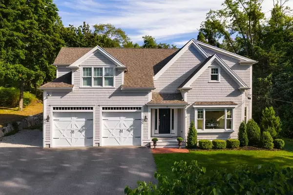 37 Reservoir Rd, Cohasset, MA 02025