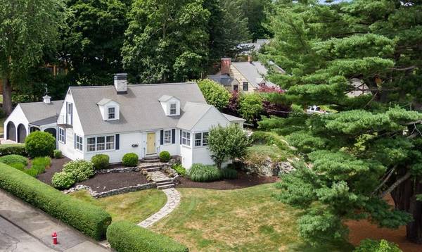 50 Hutchinson Rd, Arlington, MA 02474