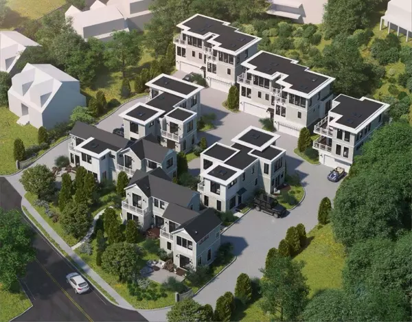 Provincetown, MA 02657,350 Bradford St #8