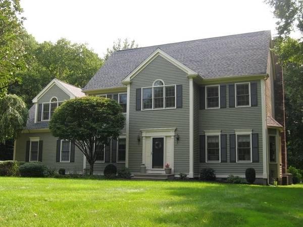 30 Amy Lane, Holliston, MA 01746