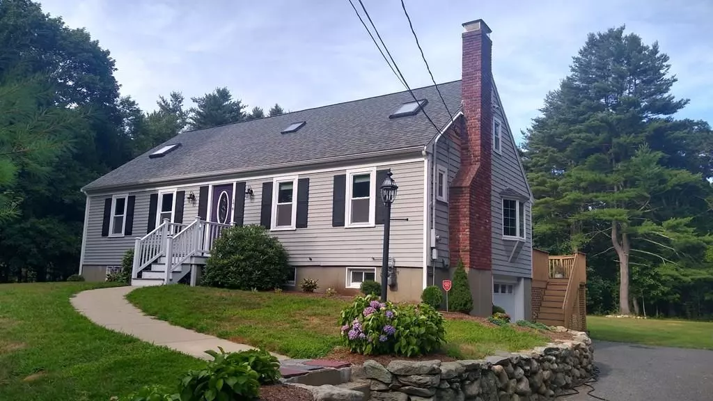 174 Spring Street, Hanson, MA 02341