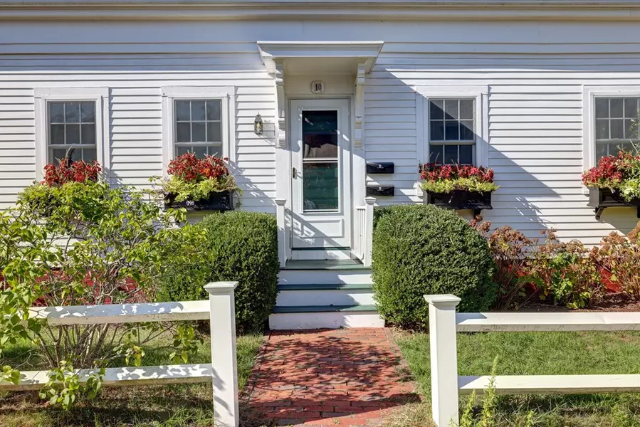 10 Law Street #UB, Provincetown, MA 02657