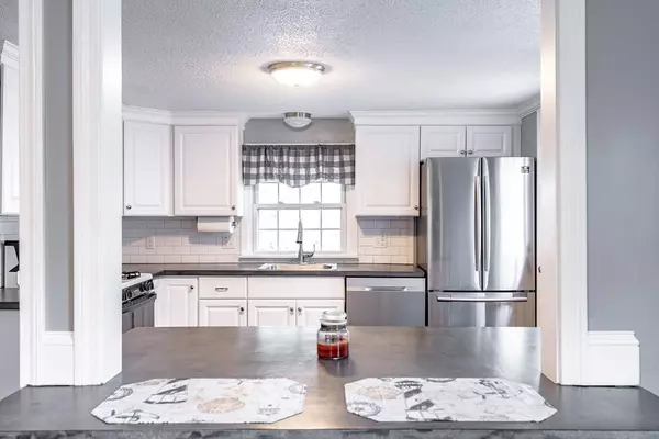 West Springfield, MA 01089,215 Hillcrest Ave