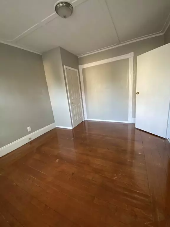 Springfield, MA 01108,71 Pomona St