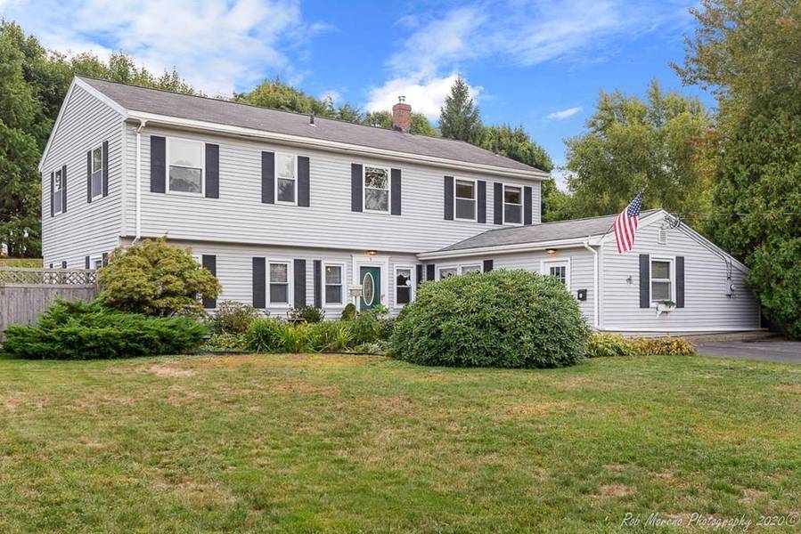 9 Bradford Rd, Danvers, MA 01923