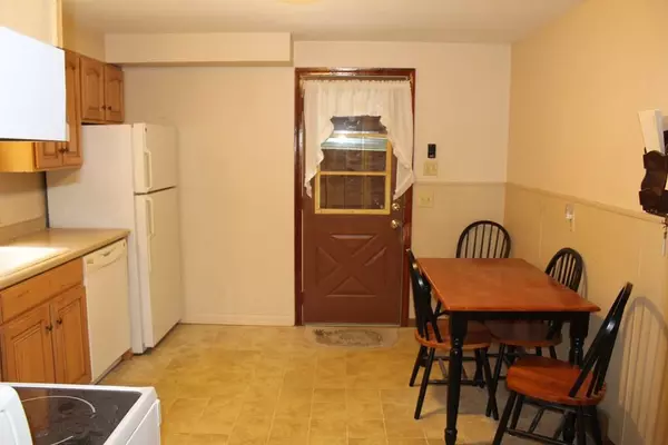 West Springfield, MA 01089,72 Clyde Avenue