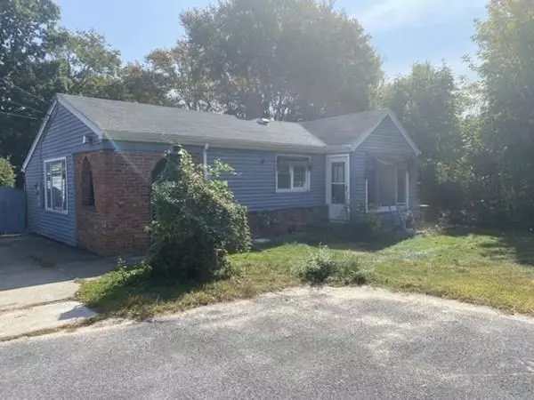 10 Second Avenue, Westport, MA 02790