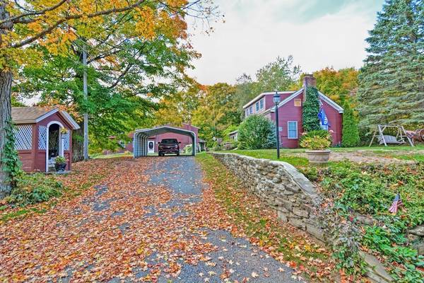 24 Southbridge Road Ext, Warren, MA 01083