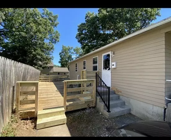 Springfield, MA 01109,189 Waldorf Street