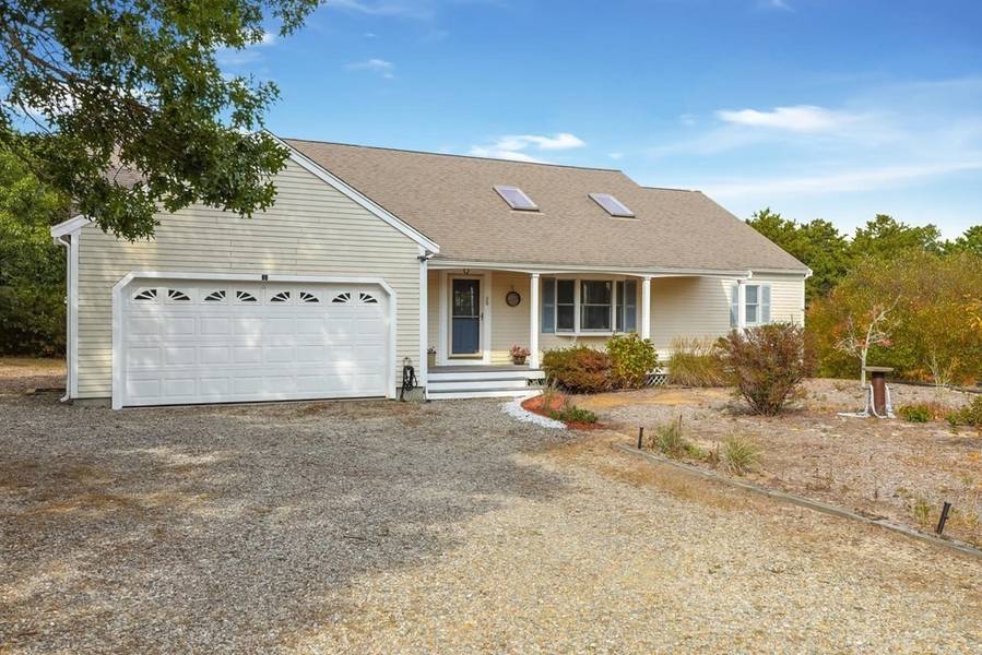 20 Aldrich Rd, Truro, MA 02666