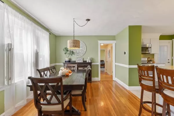 Milton, MA 02186,91 Ferncroft Rd