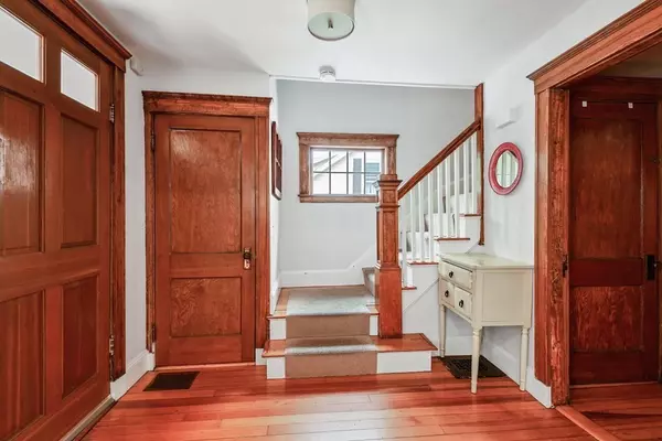 Milton, MA 02186,37 Cedar Terrace