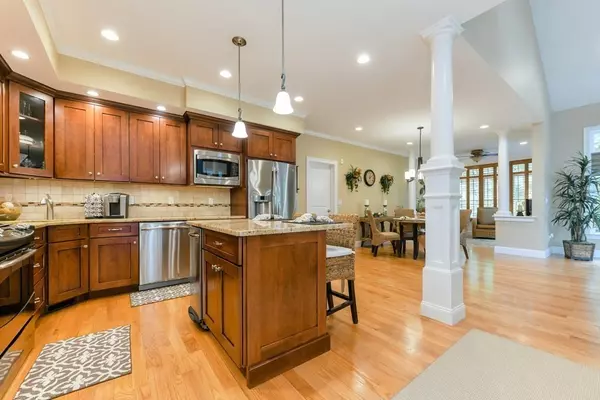 Easton, MA 02356,8 Winterberry Lane