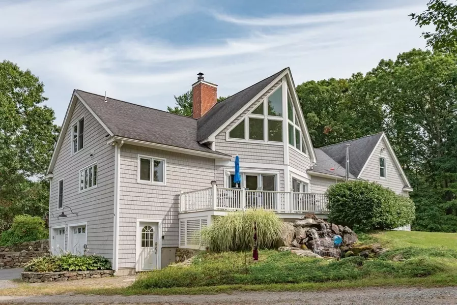 25 Bailey Lane, Georgetown, MA 01833