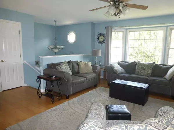 Springfield, MA 01129,92 Winterset Dr.