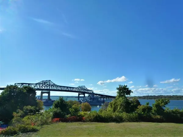 9 Doctor St. #9, Fall River, MA 02720