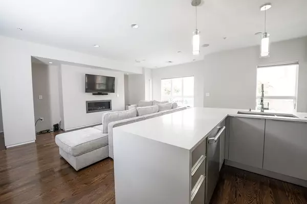 Boston, MA 02127,687 E 2nd St #5