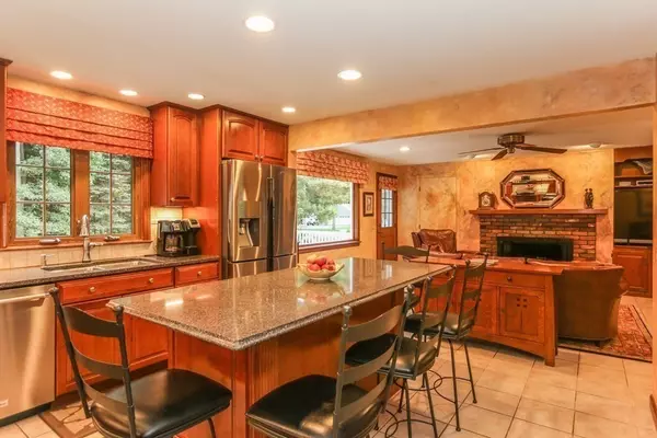 East Longmeadow, MA 01028,56 Deerfoot Dr