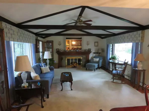 Abington, MA 02351,268 Colonel Hunt Dr