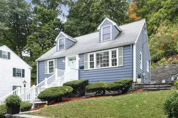 21 Oakwood Road, Newton, MA 02466