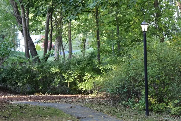 Auburn, MA 01501,29 Arboretum Dr #29