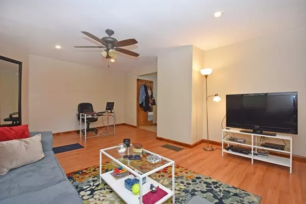 Thompson, CT 06255,987 Riverside Drive