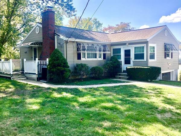 23 Buckingham Ave, West Springfield, MA 01089