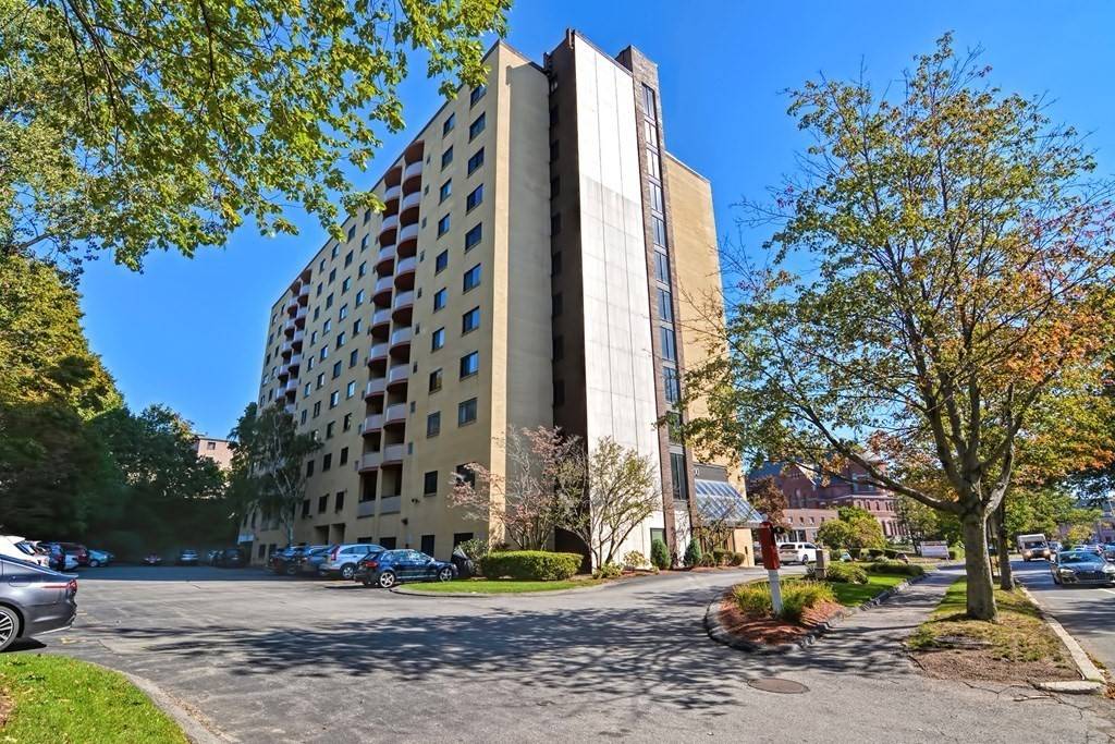 2500 Mystic Valley Pkwy #405, Medford, MA 02155