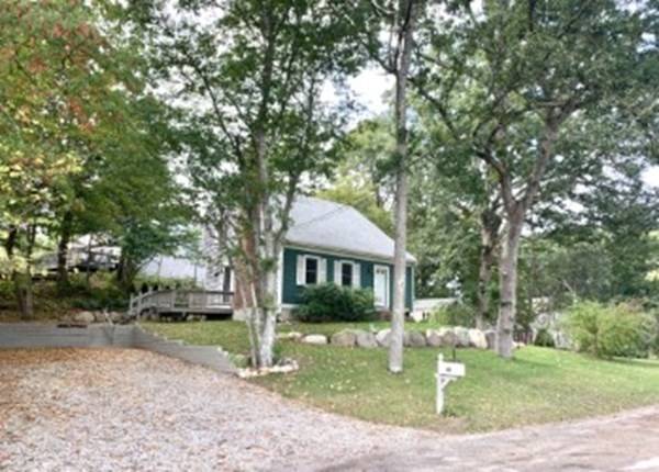 48 Oneida Ave, Mashpee, MA 02649