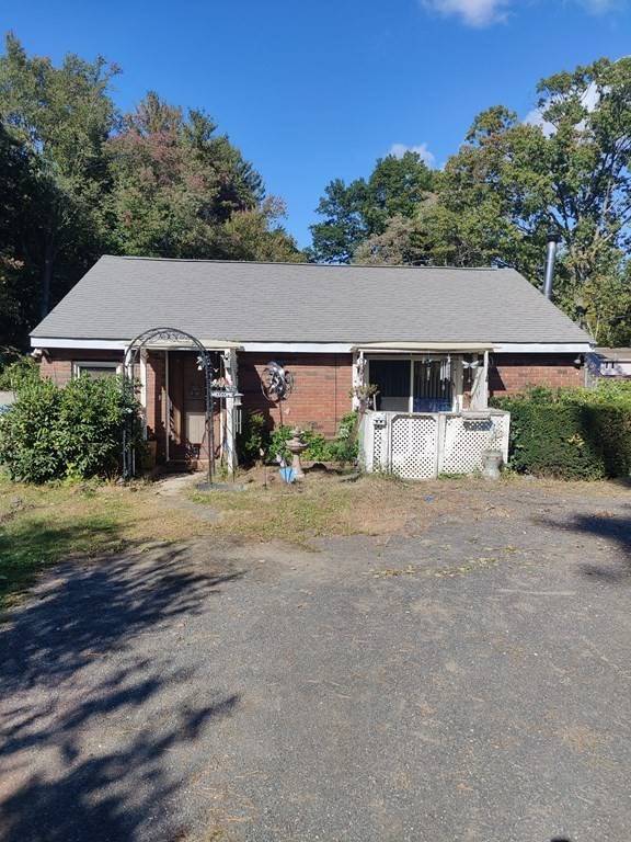 288 Buck Pond Rd, Westfield, MA 01085