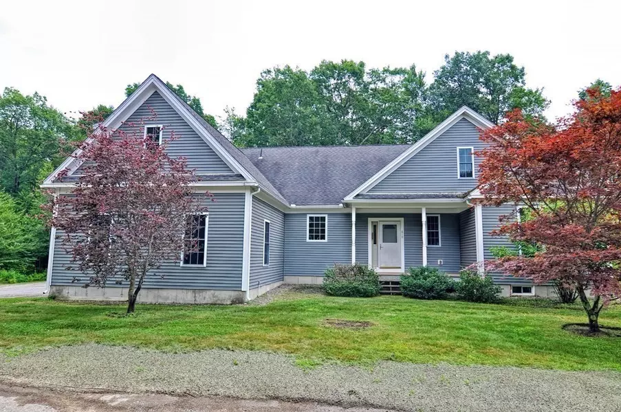 610 Williams Rd, Fitchburg, MA 01420