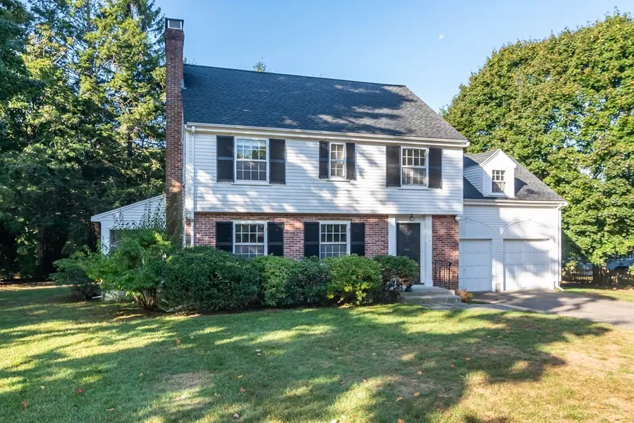 10 Windemere Rd, Wellesley, MA 02481