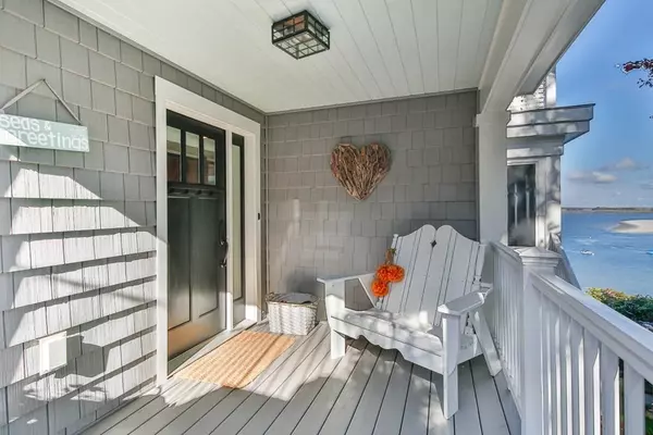 Ipswich, MA 01938,38 North Ridge Road