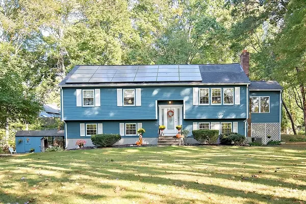 Medway, MA 02053,8 Partridge St