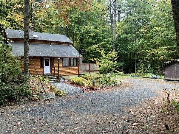 245 North Ln, Northfield, MA 01360