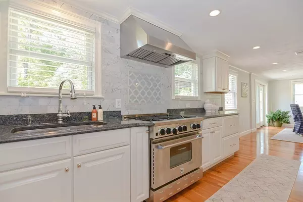 Milton, MA 02186,81 Valentine Rd