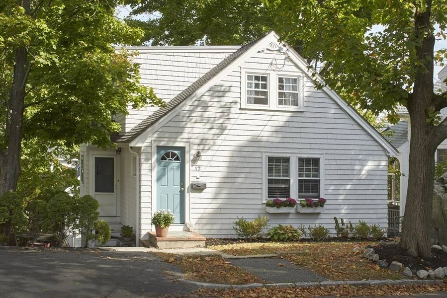 12 Lorne Road, Arlington, MA 02476